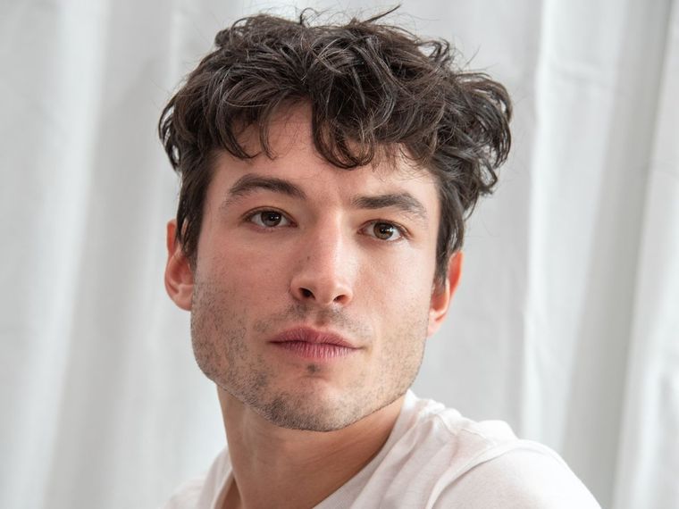 Ezra Miller adelantó que tiene una chance de volver a actuar.