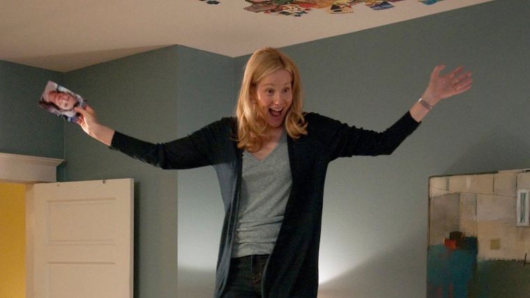 La serie fue elogiada por cómo transforma un tema trágico en una historia muy divertida La serie fue elogiada por cómo transforma un tema trágico en una historia muy divertida