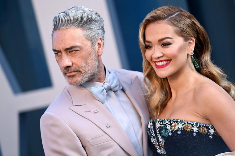 Taika Waititi y Rita Ora pasarán por el altar