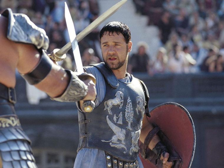Russell Crowe saltó a la fama por Gladiador en el año 2000