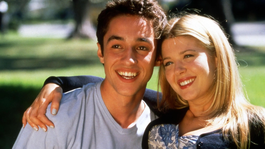 Thomas Ian Nicholas junto a Tara Reid en American Pie