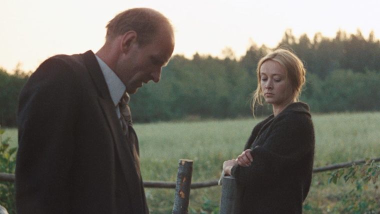 El espejo, dirigida por Andrei Tarkovsky. El espejo, dirigida por Andrei Tarkovsky.