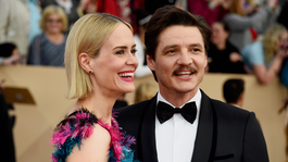 Sarah Paulson y Pedro Pascal son amigos desde hace tres décadas