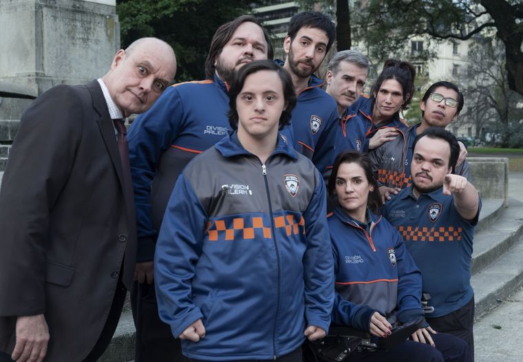 La segunda temporada de la serie agregará nombre como Juan Minujín, Alejandra Flechner, Esteban Bigliardi, Inés Efron, Guillermo Arengo, Martín Piroyansky, Lucas Poggi, Santiago Demarco y Nilda Sindaco. La segunda temporada de la serie agregará nombre como Juan Minujín, Alejandra Flechner, Esteban Bigliardi, Inés Efron, Guillermo Arengo, Martín Piroyansky, Lucas Poggi, Santiago Demarco y Nilda Sindaco.