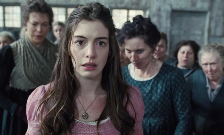 Anne Hathaway ganó el Oscar como Mejor actriz de reparto por Los Miserables.