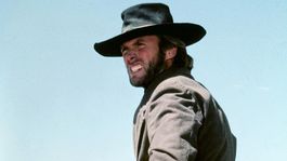 Clint Eastwood dirige y protagoniza este clásico western
