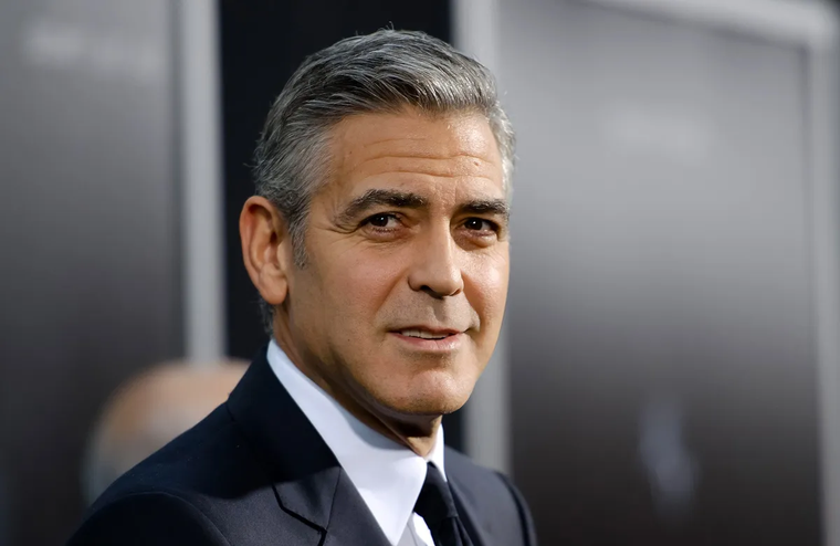 A los 61 años, George Clooney se consagra como uno de los actores más queridos de Hollywood.