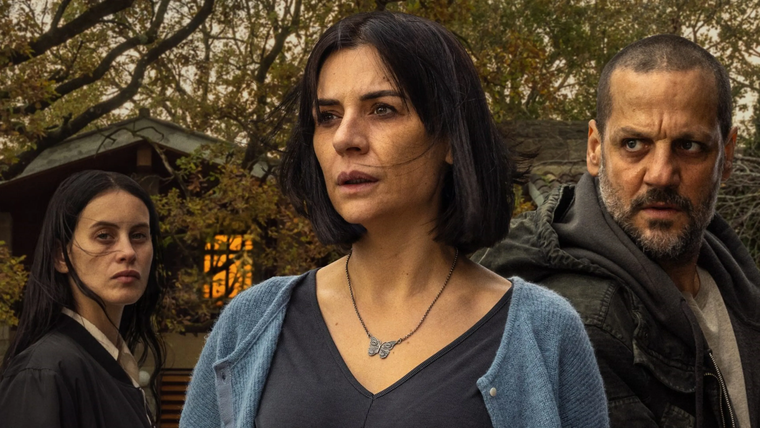 Un thriller sobrenatural que te va a atrapar de principio a fin. Un thriller sobrenatural que te va a atrapar de principio a fin. 