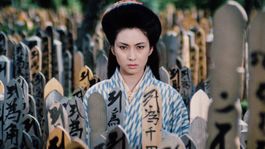 Meiko Kaji protagoniza la obra maestra japonesa, Lady Snowblood (1973).