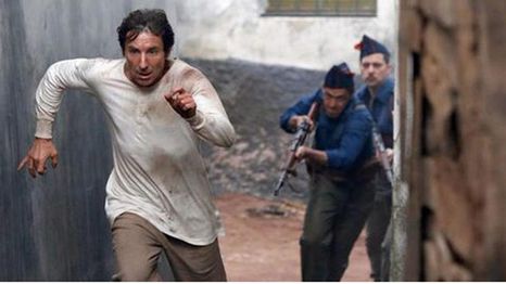 Tensión y acción de alto vuelo en La Trinchera Infinita, disponible en Netflix