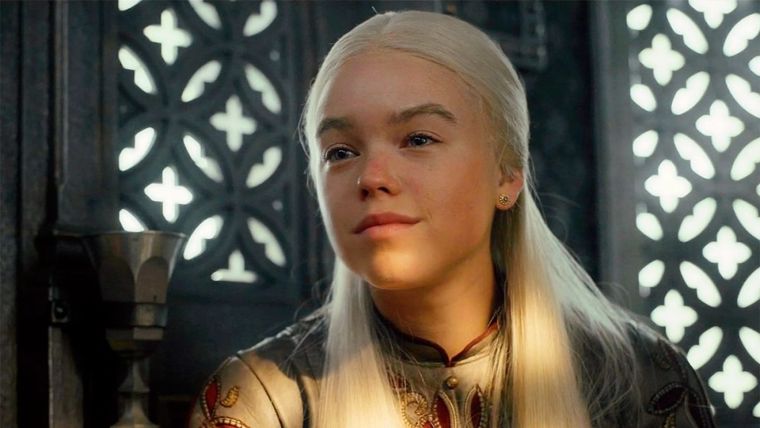 Milly Alcock como Rhaenyra Targaryen