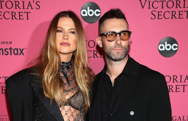 Sin dudas, el amor entre Adam Levine y Behati Prinsloo traspasó la pantalla desde el primer momento.