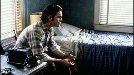 Matt Dillom ofrece una de las mejores actuaciones de su carrera en Drugstore Cowboy