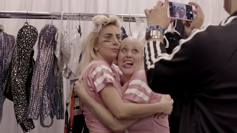 Su título alude a la estatura de la artista. Su título alude a la estatura de la artista.