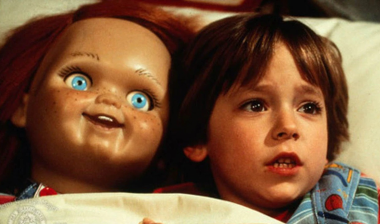 David Vincent tenía solo 6 años cuando filmó Chucky: El muñeco diabólico.