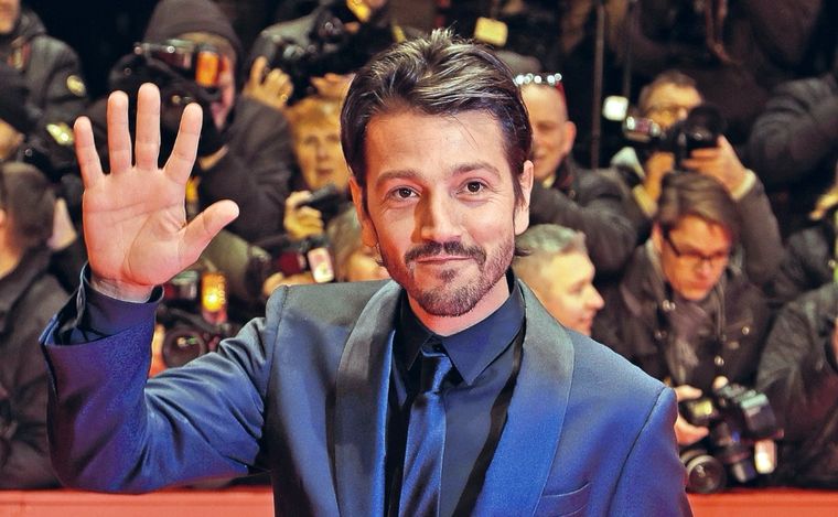 Diego Luna rompió el silencio y habló sobre las acusaciones de corrupción.