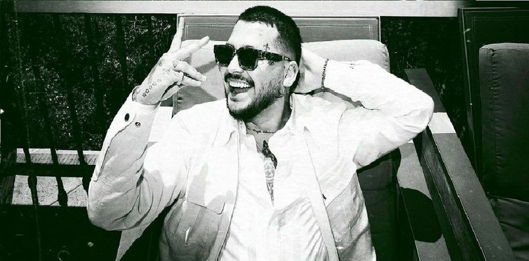 Christian Nodal no le teme a los cambios.