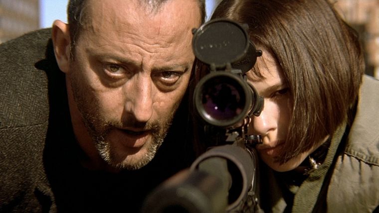 El perfecto asesino recibió siete candidaturas a los Premios César de 1995: mejor película, mejor director, mejor actor (Reno), mejor fotografía, mejor montaje, música escrita para una película y mejor sonido.
