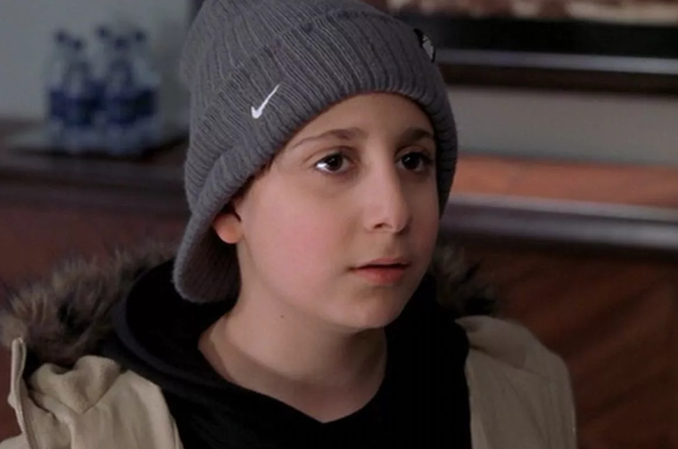 Daniel Tay en Elf, el duende