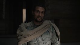 jason momoa muestra su compromiso con dune: parte tres y dennis villeneuve haciendo un algo impensado