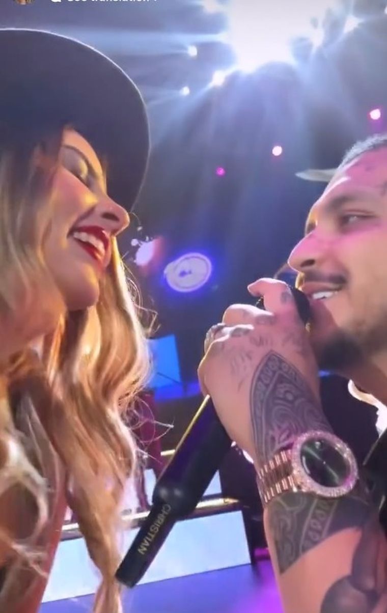 Christian Nodal le cumplió el sueño a una fanática venezolana.