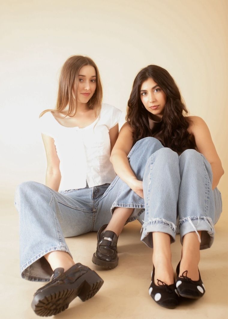 Hannah McMechan y Danya Jiménez, las elegidas para lo nuevo de Tim Burton. Hannah McMechan y Danya Jiménez, las elegidas para lo nuevo de Tim Burton.