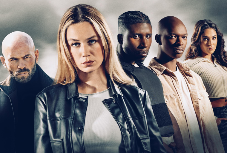 Acción y atracos garantizados Acción y atracos garantizados 