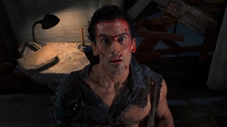 Bruce Campbell, la querida estrella de Evil Dead, revela su lucha contra una enfermedad degenerativa Bruce Campbell, la querida estrella de Evil Dead, revela su lucha contra una enfermedad degenerativa