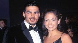 Jennifer Lopez junto a Ojani Noa