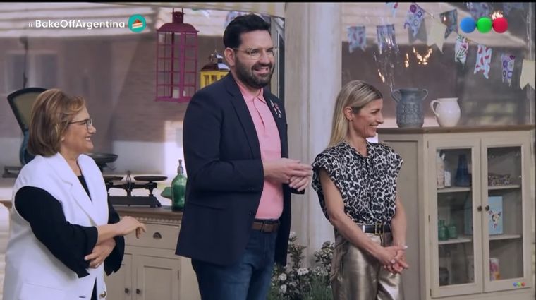 Betu, Pamela y Dolli comenzaron a evaluar a los aspirantes de Bake Off Argentina