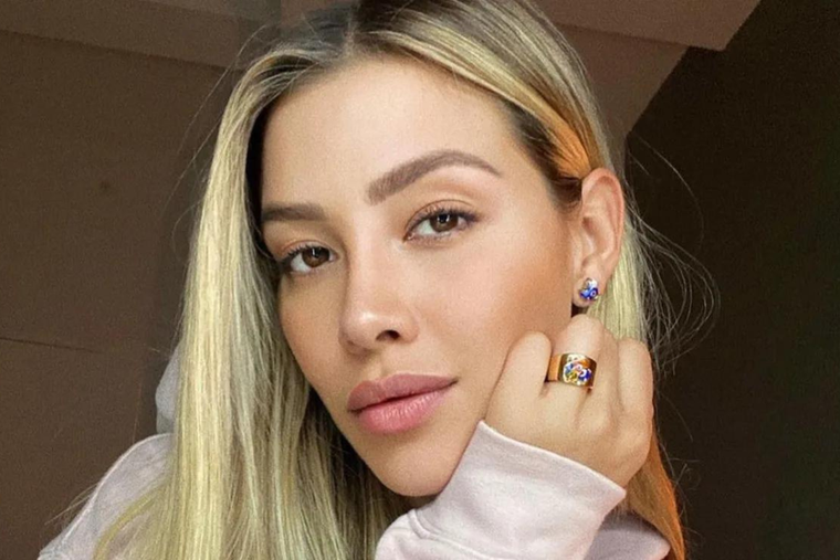 El grado de estudio de Michelle Salas, la hija de Luis Miguel.