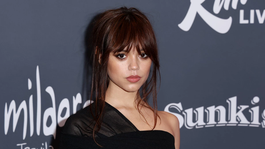 Jenna Ortega ha incrementado su fortuna gracias al éxito de Merlina.