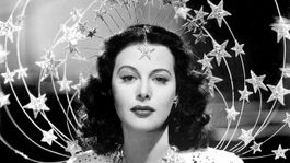 Hedy Lamarr, la actriz que brilló dentro y fuera de la pantalla Hedy Lamarr, la actriz que brilló dentro y fuera de la pantalla