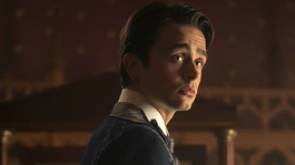 Ben Ahlers como John Jack Trotter en La edad dorada.&nbsp;