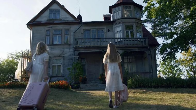 Cría siniestra es una macabra película de terror