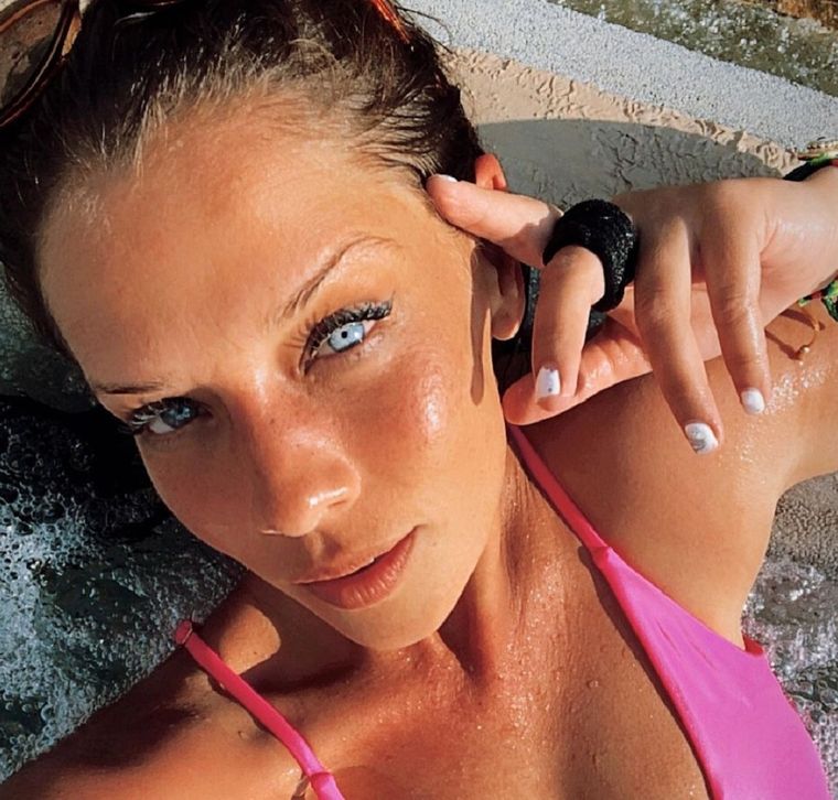 Carolina Miranda enamoró a todos en las playas de Miami.