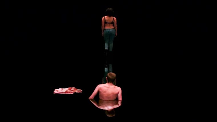 Scarlett Johansson es la protagonista de Bajo la piel. Scarlett Johansson es la protagonista de Bajo la piel.