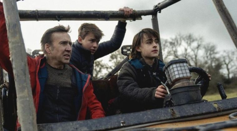 Cage estará acompañado de Jaeden Martell y Maxwell Jenkins