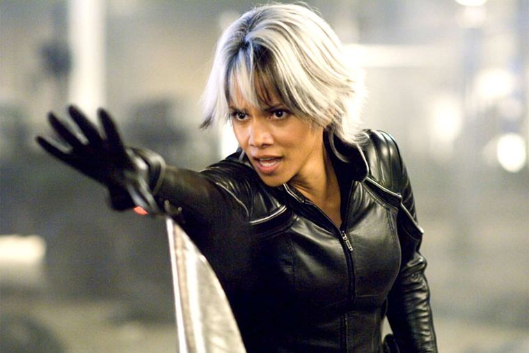Halle Berry dio vida a Ororo Munroe / Tormenta