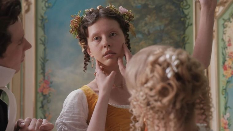 ¡Mia Goth está de cumpleaños!