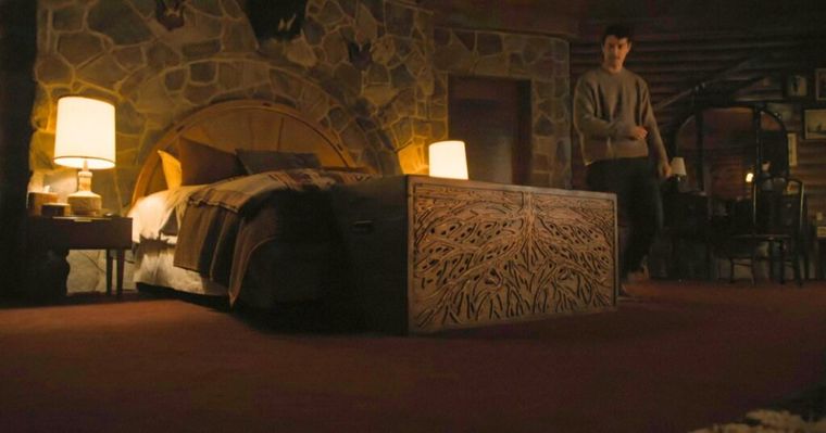 La escena de la caja de Algo terrible está a punto de suceder dejó más preguntas que respuestas La escena de la caja de Algo terrible está a punto de suceder dejó más preguntas que respuestas