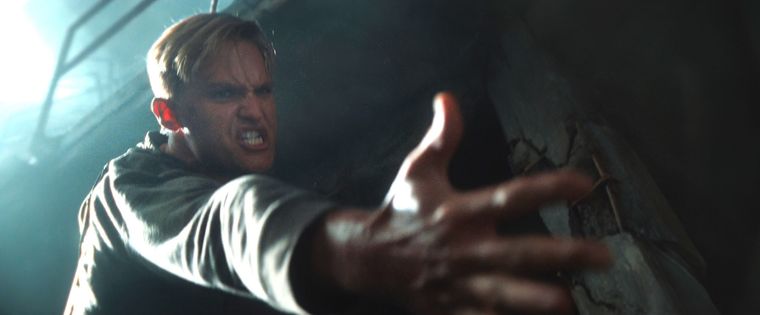 El Coronel Lee Shaw de Wyatt Russell en la S1 de Monarch: Legacy of Monsters. El Coronel Lee Shaw de Wyatt Russell en la S1 de Monarch: Legacy of Monsters.