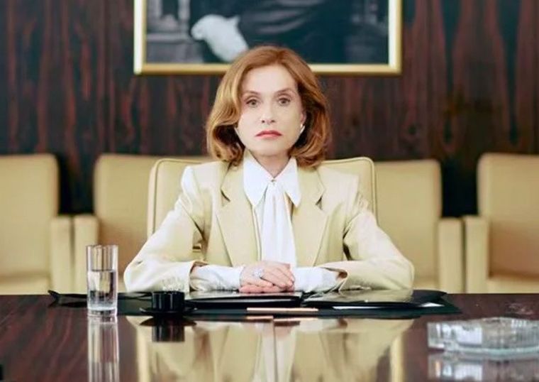 Isabelle Huppert otra vez está nominada a los Premios Cesar. Isabelle Huppert otra vez está nominada a los Premios Cesar.