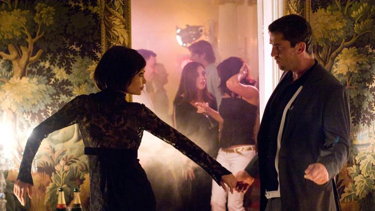 La relación romántica de One-Two y Stella es uno de los puntos más destacados de este filme de Guy Ritchie La relación romántica de One-Two y Stella es uno de los puntos más destacados de este filme de Guy Ritchie