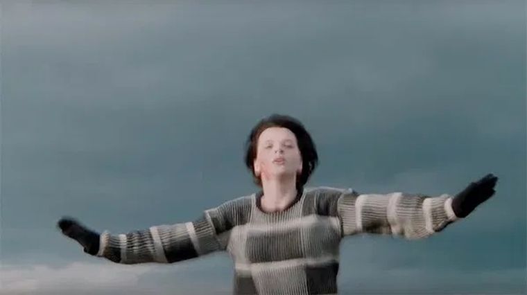 Juliette Binoche en It's Not Me. Juliette Binoche en It's Not Me.