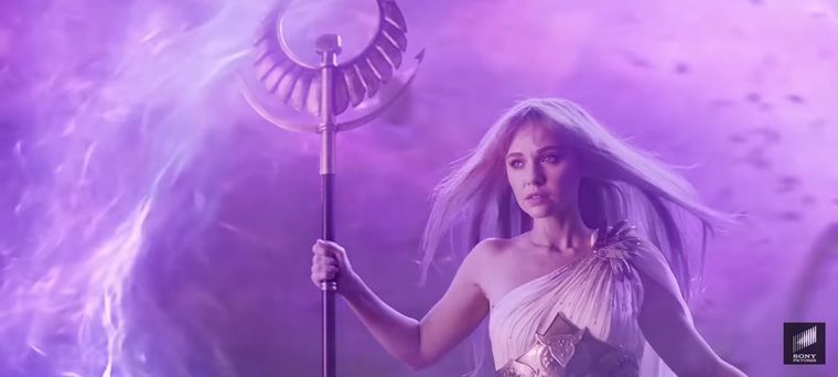 La reencarnación de Athena despierta