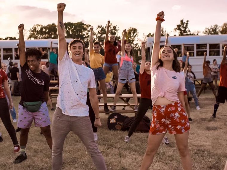 Este drama romántico, de 90 minutos de duración, presenta canciones de artistas cristianos como Michael W. Smith, Amy Grant y Steven Curtis Chapman reversionadas para las nuevas generaciones. Este drama romántico, de 90 minutos de duración, presenta canciones de artistas cristianos como Michael W. Smith, Amy Grant y Steven Curtis Chapman reversionadas para las nuevas generaciones.