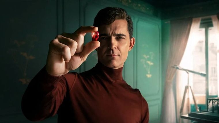 Pedro Alonso está de regreso como Berlin en esta nueva serie