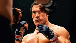 Dwayne Johnson como el exluchador Mark Kerr.&nbsp;