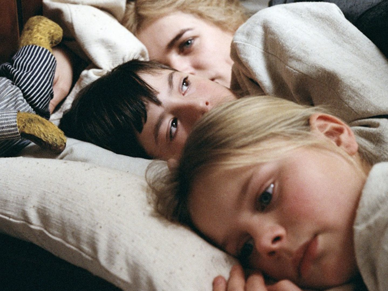 Fanny y Alexander (1982), es una de las obras maestras de Ingmar Bergman.